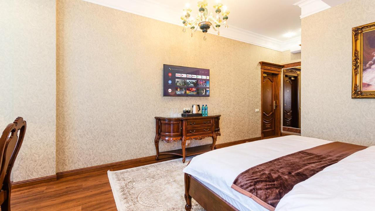 Gregory Boutique Hotel Kisinyov Kültér fotó A room at the hotel