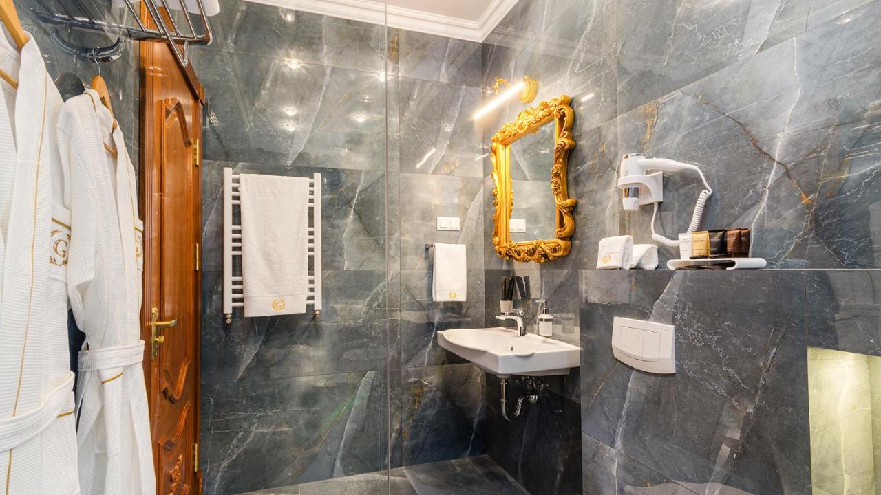 Gregory Boutique Hotel Kisinyov Kültér fotó Bathroom