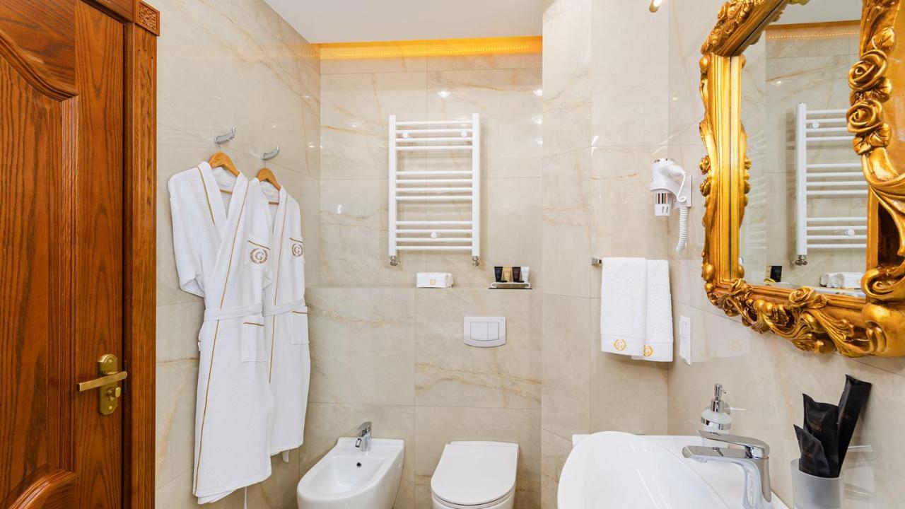 Gregory Boutique Hotel Kisinyov Kültér fotó Bathroom